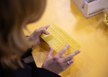 Олена Зеленська відвідала музей для людей з вадами зору