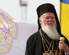 Чья Русь: Вселенский патриарх опустил Россию на землю