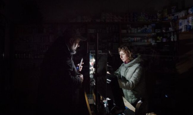 Українці без світла, скріншот: YouTube