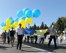 День прапора України: Зеленський вперше взяв участь в урочистій церемонії, онлайн-трансляція