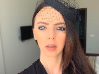 Sonya Kay, instagram.com/sonyakayofficial/