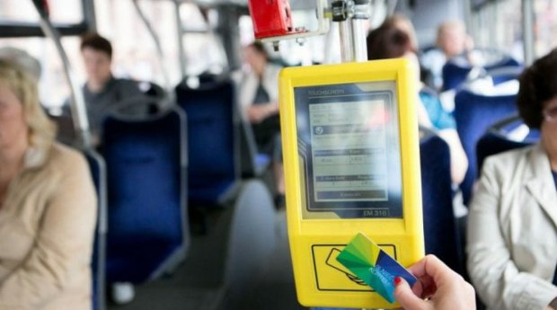Запуск единого электронного билета в транспорте Киева с треском провалился: виноваты "технические причины"