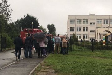 Озброєний учень намагався захопити школу: діти вистрибували з вікон