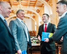 Експерт доступно пояснив новий виток "кар'єри" Насірова