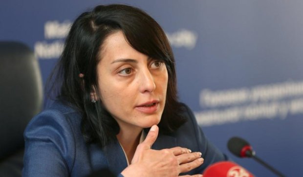 Деканоидзе прокомментировала первые потери полиции