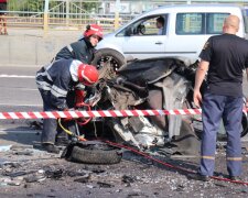 Шансів не було: Київ приголомшила жахлива ДТП, очевидці злили відео трагедії