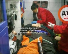 У Києві ZAZ Forza збив пішохода, який переходив дорогу в недозволеному місці (фото)