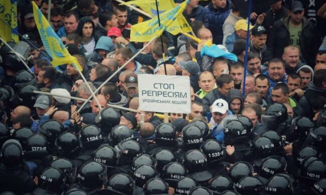 Ввезення авто з Європи: депутати остаточно заплутали українців