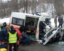 Не разминулся с автобусом: жуткая авария шокировала украинцев