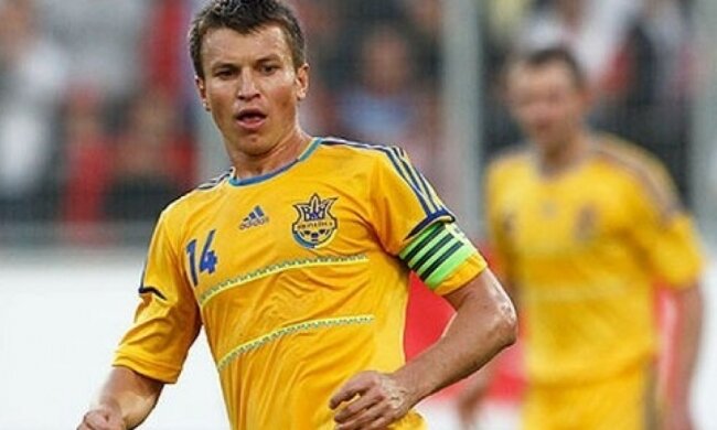 Футболистам "Днепра" снова не платят зарплату 