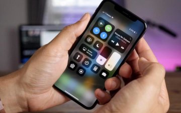 iPhone X успадкував проблеми "вісімки"
