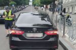 Паркування на велодоріжці, фото: Нацполіція