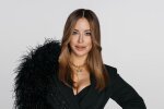 Ани Лорак в экстремальном мини взошла на место Владимира Зеленского: "Мои любимые"