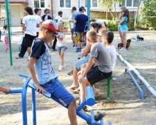 В больнице с травмой позвоночника: в Днепре подростки зверски избили больного ребенка