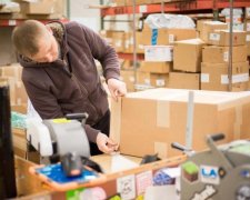 Посилки по 150 євро: що задумали депутати