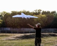 Фронтові безпілотники успішно пройшли випробовування: перші кадри