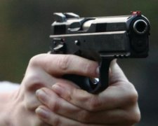 Озброєний чоловік у Харкові напав на школярів (фото)