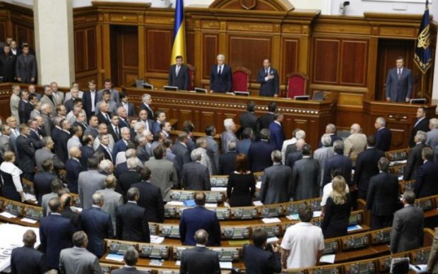 Реабілітація жертв репресій: в Україні запрацював важливий закон