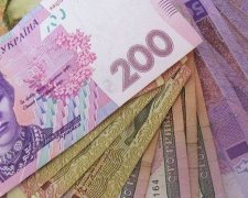 Тернопольские псевдо-медики украли у пенсионерки 15 тыс. грн