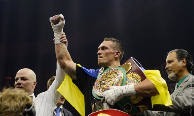 Александр Усик