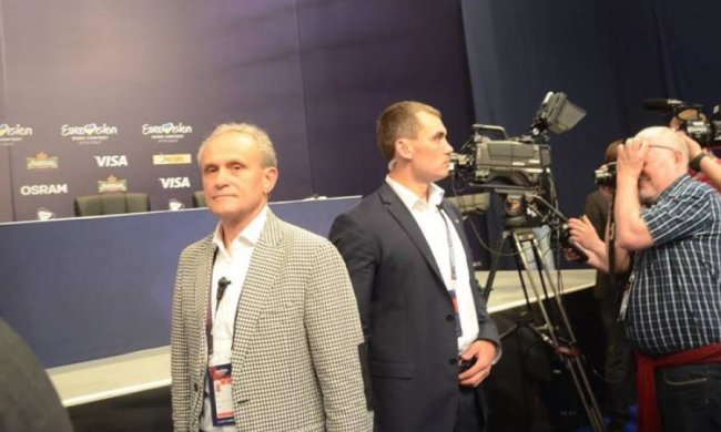 Голый зад на Евровидении: охрана обругала журналистку матом