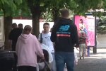 Українці на вулиці, скріншот: Youtube