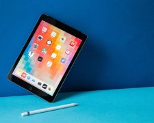 Apple оставит iPad 2018 без Lightning