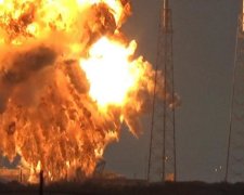 Запуск Falcon 9 закінчився аварією: відео