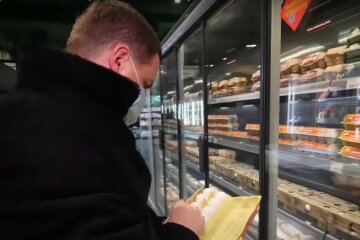 Ціни на курячі яйця. Фото: скрін youtube