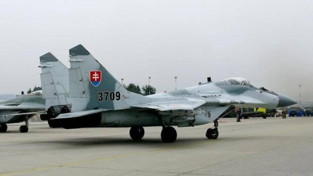 Истребители МиГ-29, фото со свободных источников