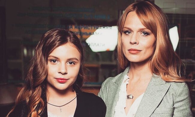 Фреймут з донькою Златою підкорили Лондон стильними образами: немов сестри