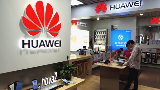 Huawei, the foreign фото