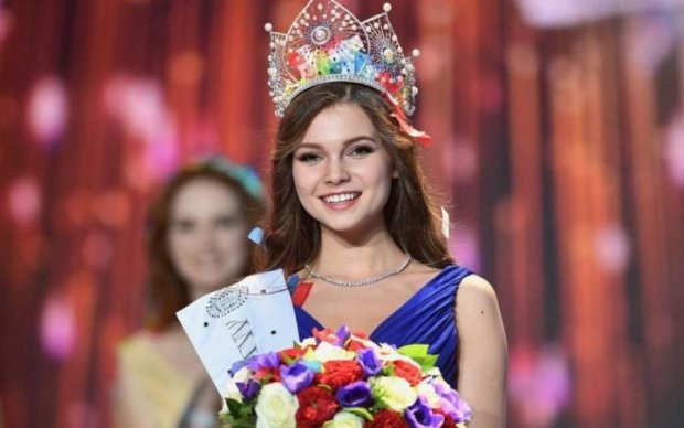 Оголтелая "Мисс Россия" собралась на Донбасс