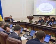 Кабмин собирается по поводу чрезвычайного положения в энергетике