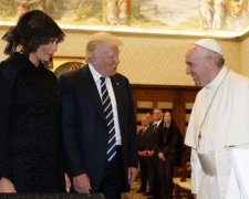 Меланія Трамп не впоралася з Папою Римським: відео