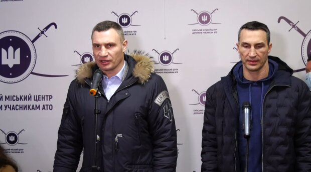 Виталий и Владимир Кличко, скриншот