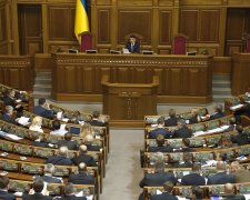 Депутати терміново збираються у Раді, щоб каструвати педофілів