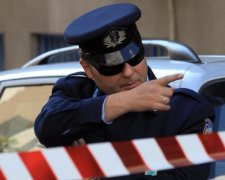 У столиці відбулась збройна атака. Нападник все ще на волі