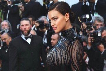 Ангела Victoria's Secret зловили на прогулянці з коляскою