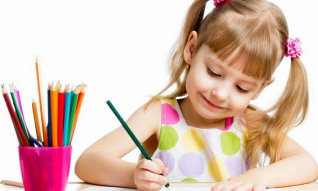 Дівчинка намалювала маму і зібрала мільйони лайків