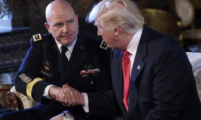 Трамп влаштував кастинг на посаду "охоронця США"
