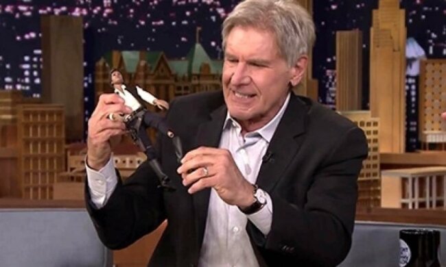  Создатели «Звездных войн» заплатят за сломанную ногу Форда