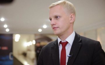 Політична риболовля: нападників на антикорупціонера Шабуніна затримали та відразу відпустили