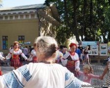 До Дня туризму в Дніпропетровську рекламували регіон 