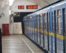 В метро хочуть вкласти десятки мільйонів, але їздити комфортніше не стане: новий задум мерії розлютив киян