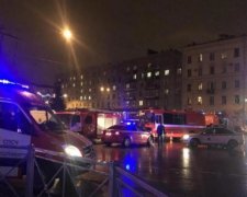 Вибух в центрі Пітера: з'явилося перше відео