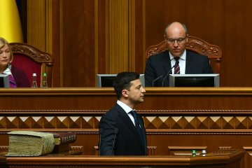 Зеленский срочно созывает Раду: три главные законопроекта решат судьбу Украины
