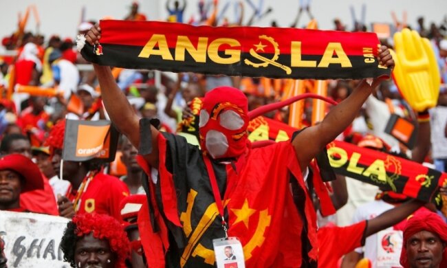 Футбольный матч в Анголе закончился трагедией