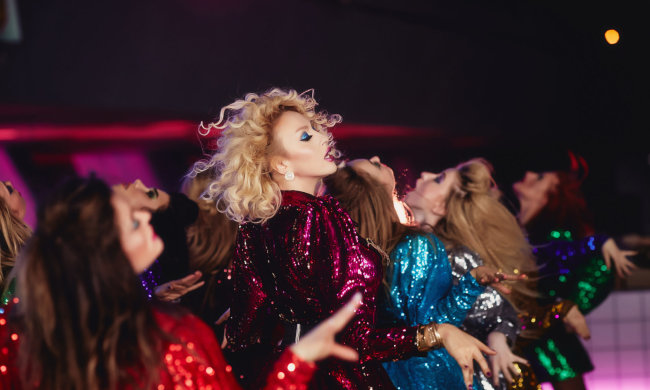 Оля Полякова