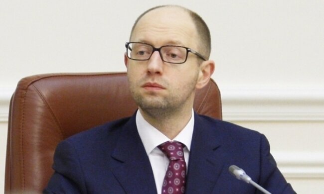 Яценюк открыл первый IT-инкубатор в Украине